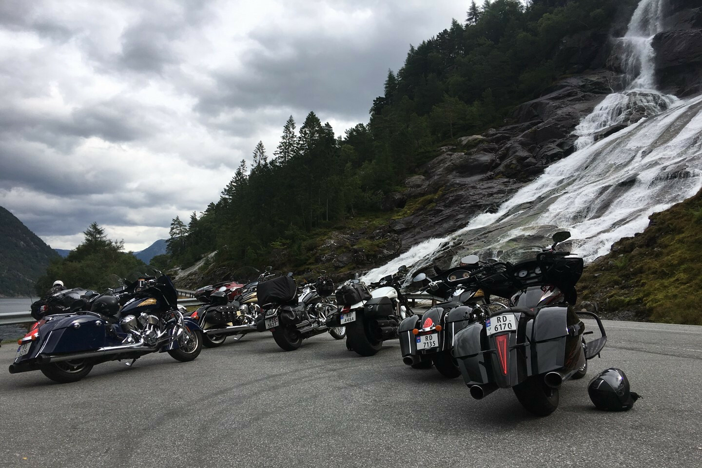 Motorsykkelleie og -turer