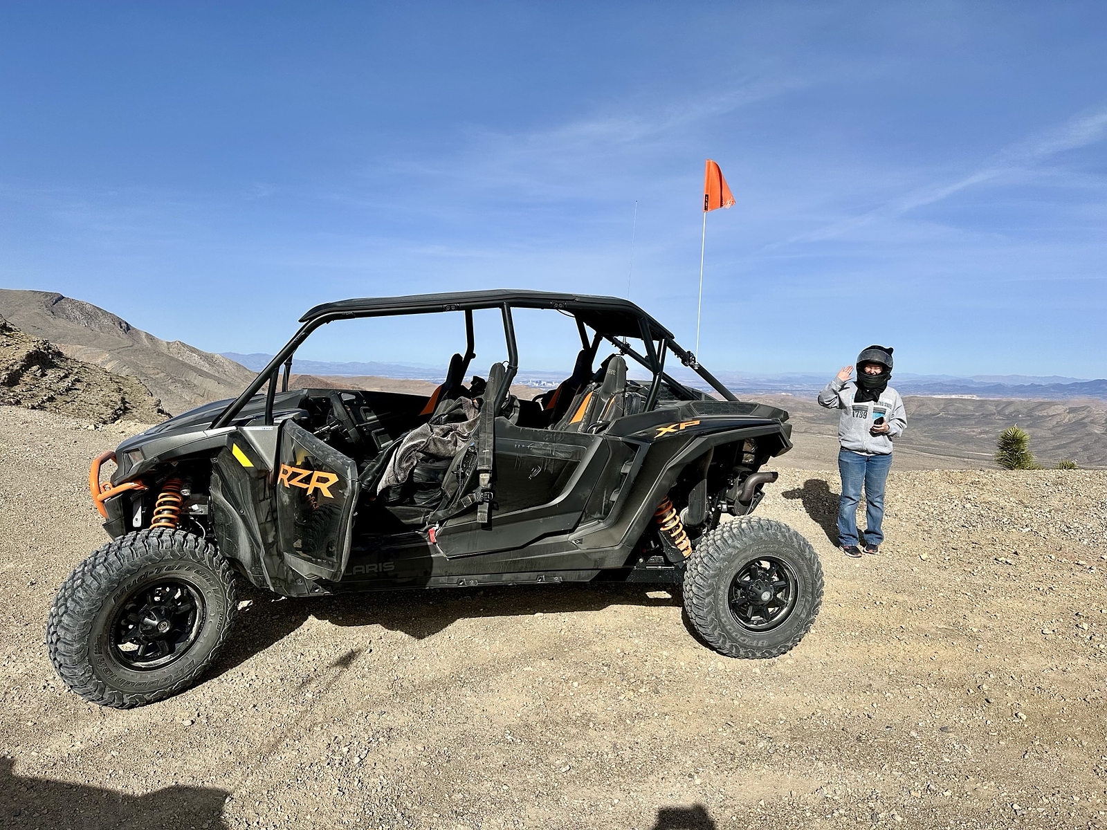 jean - Conquista el Mojave:<br/> La aventura todoterreno definitiva de Las Vegas - vehicle no. undefined