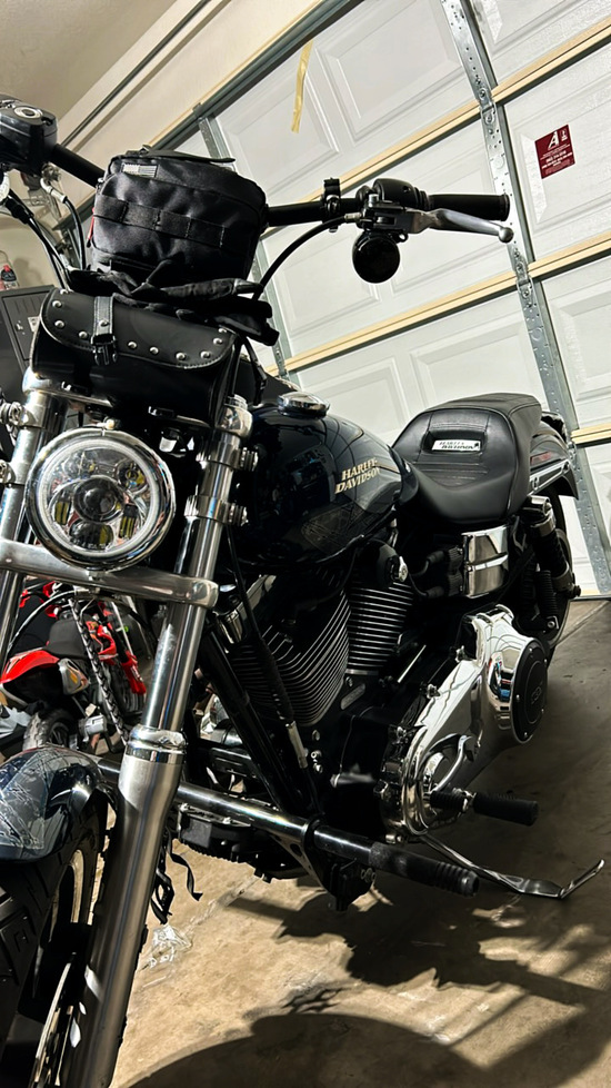 Motorcycle Rentals - Rent a Motorcycle | EAGLESHARE