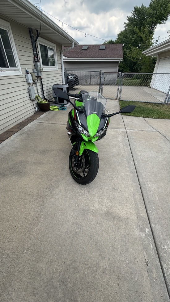 Kawasaki Rentals - Rent a Kawasaki | EagleShare