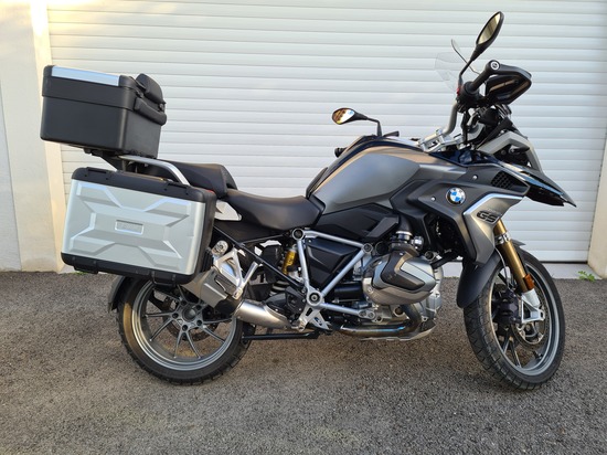 Motorcycle Rentals - Rent a Motorcycle | EagleShare